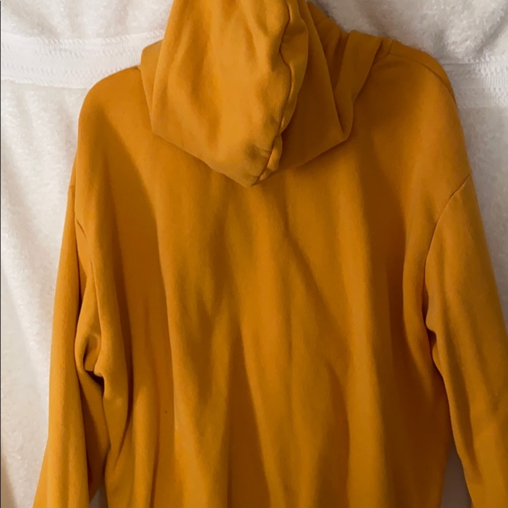 H&M Sweater - Picture 2 of 2